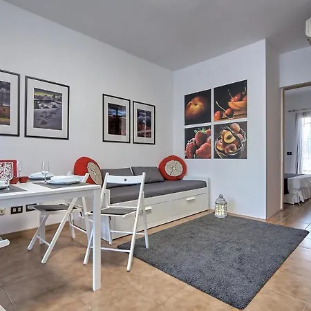 Al Chicco Apartmán *